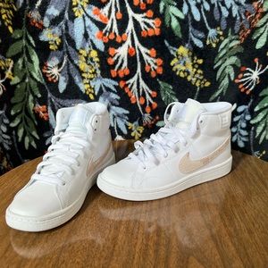 Nike Court Royale 2 Mid Sneakers